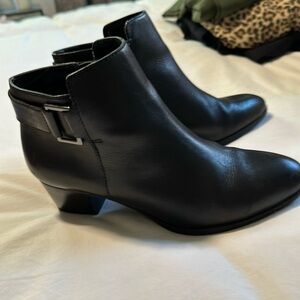 Black Zip Booties size 6-1/2